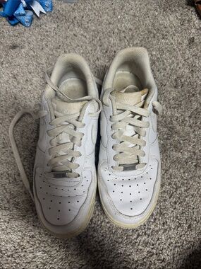Nike Off-White Leather Low-Top Sneakers